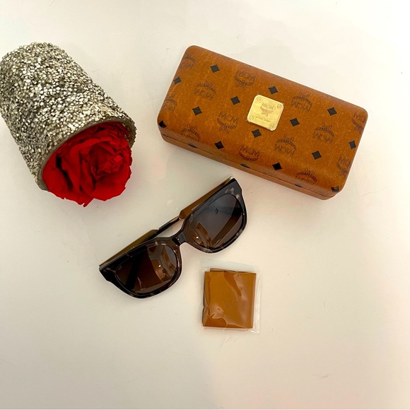 MCM 55mm Brown Modified Rectangle Sunglasses - Authentic -New W/Case & Cloth - Picture 3 of 16
